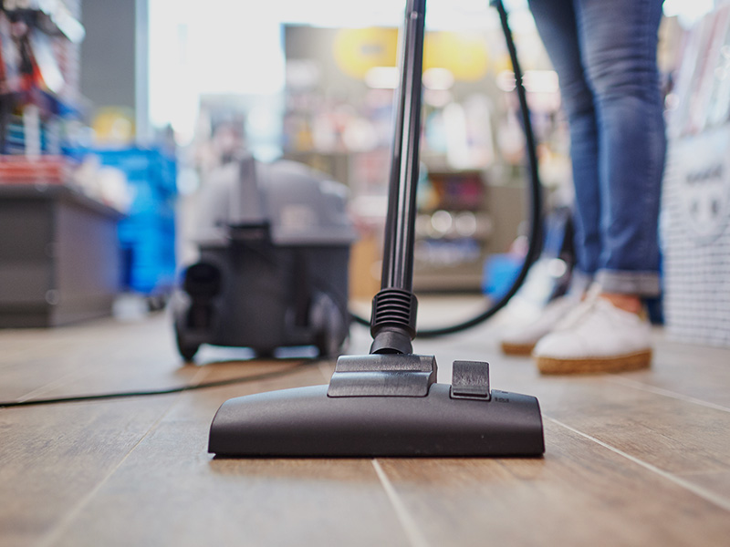 Aspirateur dans un magasin